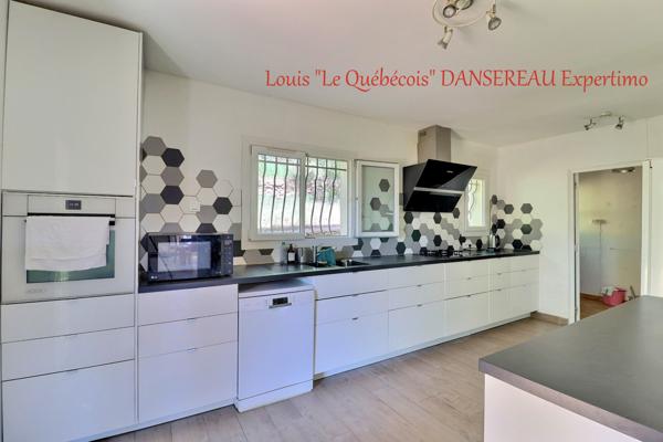Auriol (13390) Auriol – Vue imprenable Sainte-Baume – Maison 5 chambres à fort potentiel dans un environnement préservé
