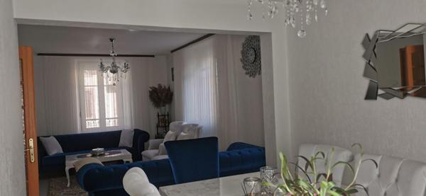 Maison  6 pièce(s) 130 m2