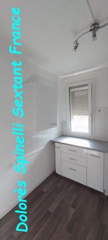 A VENDRE Bel appartement 3 chambres, Centre ville.