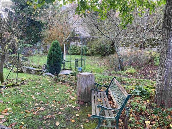 Maison à vendre à Putanges-le-Lac dans l'Orne (61210), ref : 61030-1318