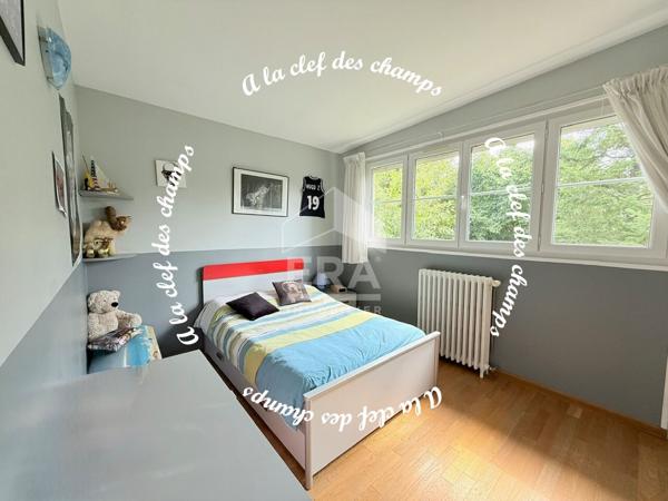 Maison à vendre à GIF SUR YVETTE - 5 pièces, 165 m²