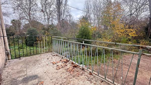 Un appartement lumineux en pleine verdure