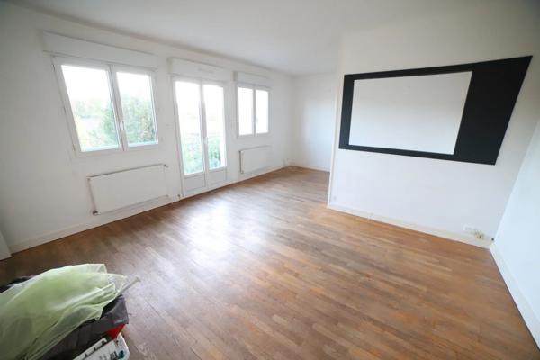Location Maison 4 pièces 102 m2 à Saint-Euphraise-Et-Clairizet