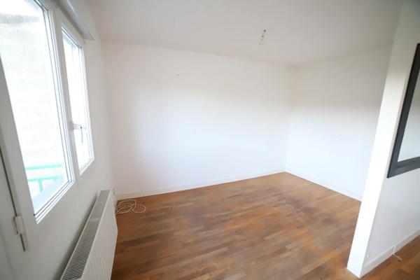 Location Maison 4 pièces 102 m2 à Saint-Euphraise-Et-Clairizet