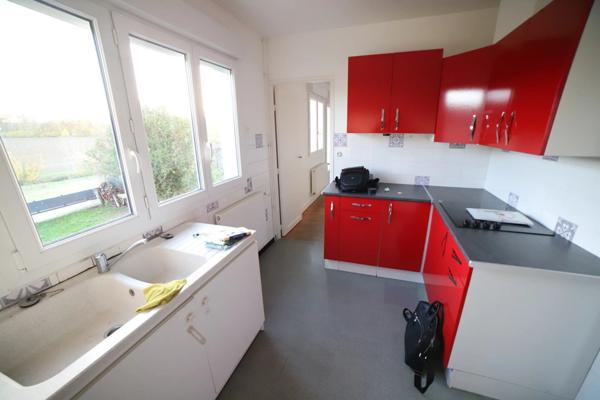 Location Maison 4 pièces 102 m2 à Saint-Euphraise-Et-Clairizet