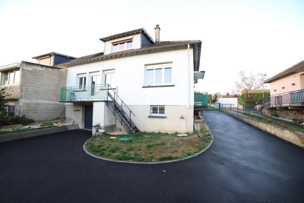 Location Maison 4 pièces 102 m2 à Saint-Euphraise-Et-Clairizet