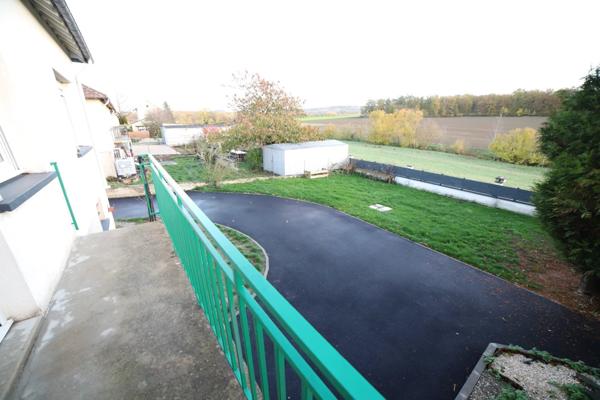 Location Maison 4 pièces 102 m2 à Saint-Euphraise-Et-Clairizet