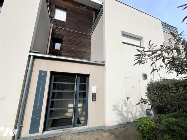 Sautron, cours Frédéric Chopin, T3 récent de 62 m², jardin, garage.