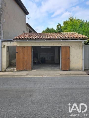Maison à vendre 4 pièces 84 m² La Rochefoucauld-en-Angoumois