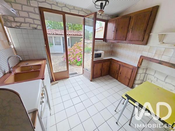 Maison à vendre 4 pièces 84 m² La Rochefoucauld-en-Angoumois