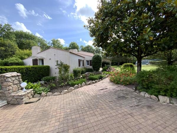 Maison 7 pièces - 262 m² Bien prestige