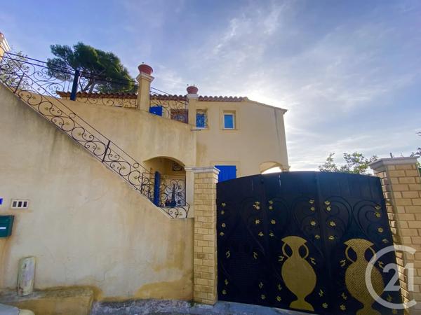Maison à vendre  11 pièces - 277 m 2   BANDOL  - 83