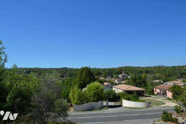MAISON INDIVIDUELLE AVEC TERRAIN ATTENANT DE 1617 m²