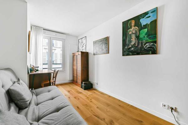 Paris (75018) appartement avec terrasse, jardin et parking à Montmartre