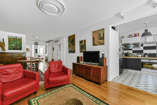 Paris (75018) appartement avec terrasse, jardin et parking à Montmartre