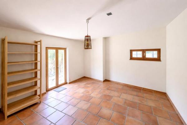 Vente / Maison et grand terrain