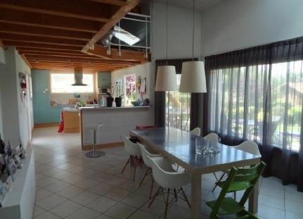 Maison à louer  5 pièces • 245 m2 Messery