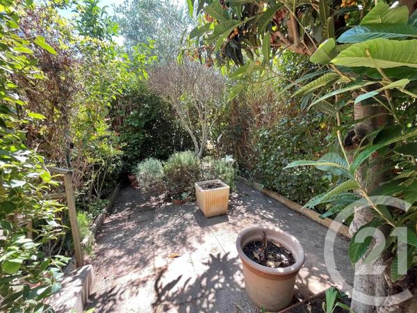Appartement F3 à vendre  3 pièces - 55,80 m 2   ST CYR SUR MER  - 83