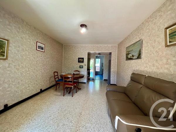Appartement F3 à vendre  3 pièces - 55,80 m 2   ST CYR SUR MER  - 83