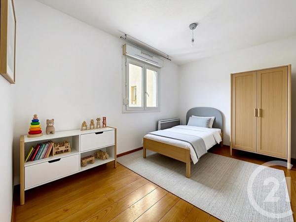 Appartement F4 à vendre  4 pièces - 81,87 m 2   ANTIBES  - 06