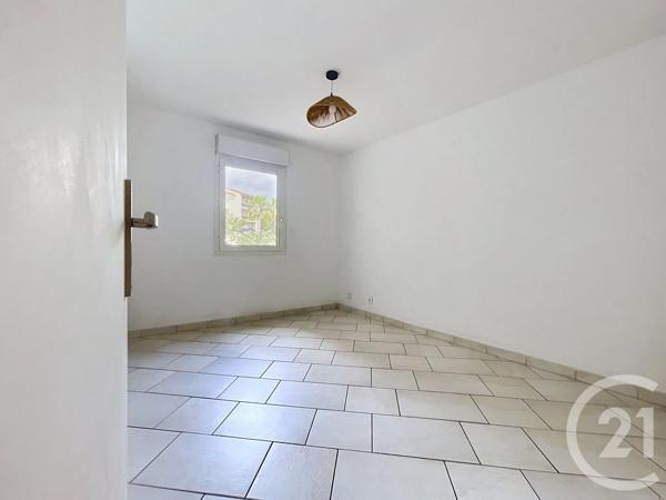 Appartement F4 à vendre  4 pièces - 81,87 m 2   ANTIBES  - 06