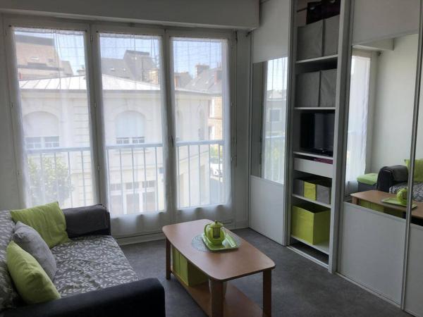 Appartement 1 pièce                                        - 35800 Dinard Réf : 2392