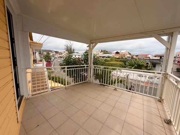Ensemble immobilier de 3 appartements - LE VAUCLIN (972)
