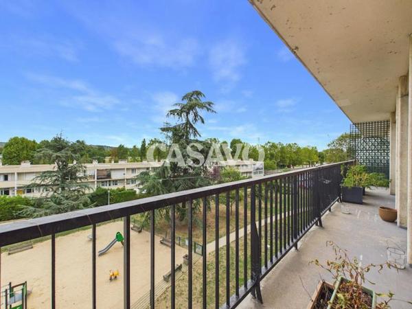 Vente Appartement 4 pièces de 79m² - 95600 Eaubonne