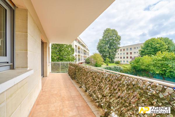 Parc Maisons laffitte pièce(s) 97 m2 - ascenseur - 3 / 4 chambres - vue dégagée - box et parking €550 000 ** - Référence 13026