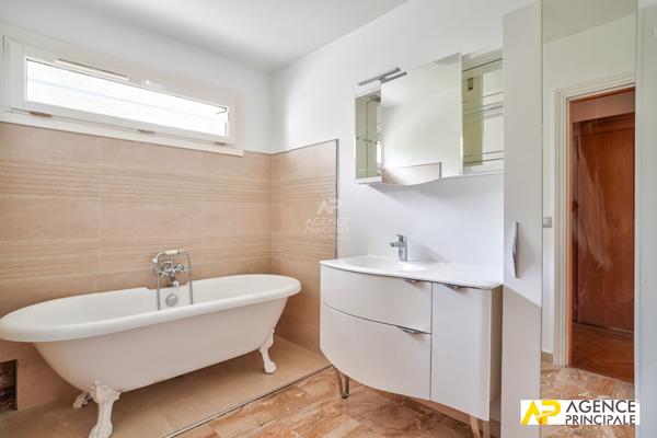 Parc Maisons laffitte pièce(s) 97 m2 - ascenseur - 3 / 4 chambres - vue dégagée - box et parking €550 000 ** - Référence 13026