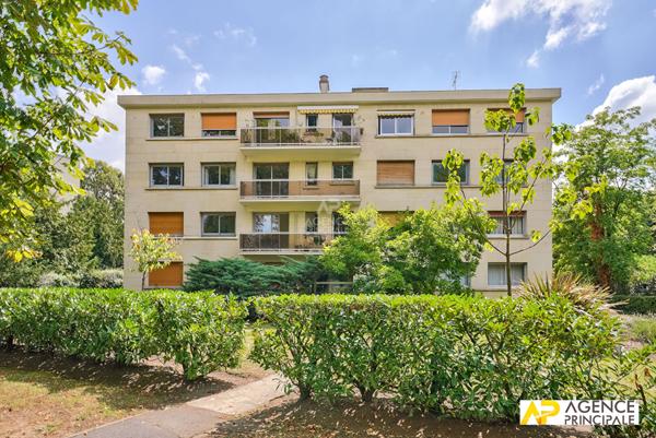 Parc Maisons laffitte pièce(s) 97 m2 - ascenseur - 3 / 4 chambres - vue dégagée - box et parking €550 000 ** - Référence 13026