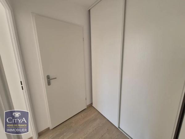 Appartement à louer 3 pièces 64.93m² Valenciennes (59300)