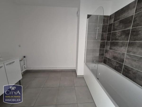 Appartement à louer 3 pièces 64.93m² Valenciennes (59300)