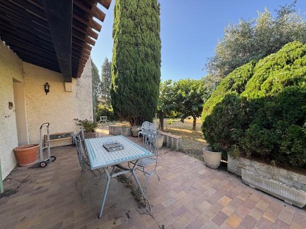 Maison familiale de 205m² sur un terrain entièrement clos de 2200m² Bram (11150)