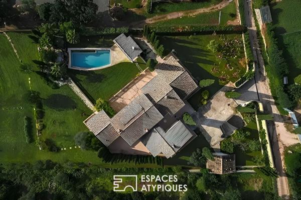 Maison de caractère avec piscine dans la nature