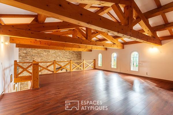 Maison de caractère avec piscine dans la nature