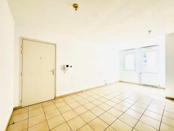 Appartement à vendre |                                       Villeurbanne |                                        2 pièces  |  44 m²