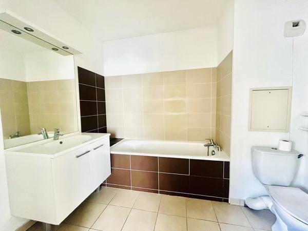 Appartement à vendre |                                       Villeurbanne |                                        2 pièces  |  44 m²