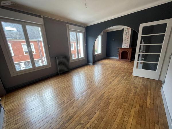 Immeuble de rapport à vendre à Saint-Pol-sur-Ternoise dans le Pas-de-Calais (62130), ref : 2334   
CENTRE