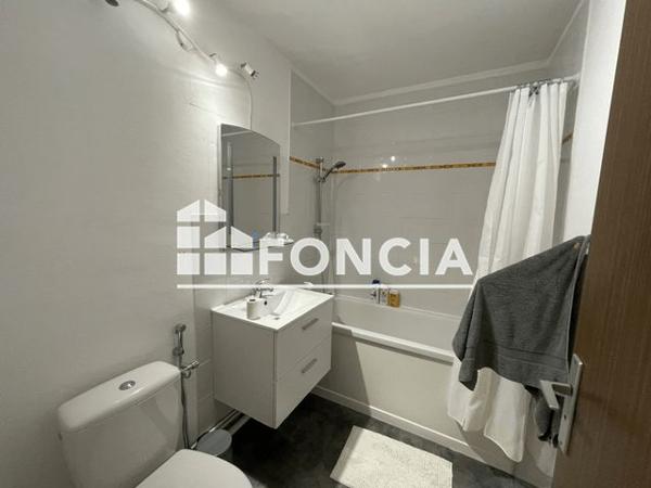 Location Studio 27.5 m² - 27 RUE DE VILLERS Nancy 54000