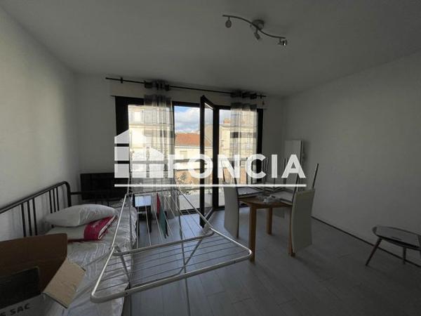 Location Studio 27.5 m² - 27 RUE DE VILLERS Nancy 54000