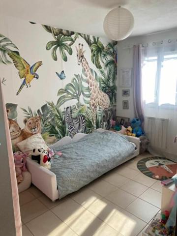 Maison Istres 6 pièce(s) 95 m2 PISCINE JARDIN ET GARAGE
