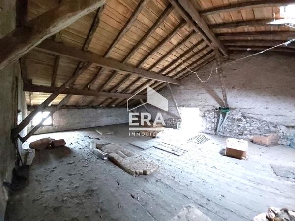 SAINTE FOY LA GRANDE - maison de plain-pied 124m² avec garage et jardin.