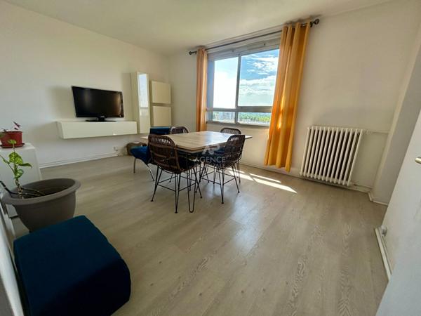 Appartement Poissy 2 pièce(s) 42 m2 €129 000 ** - Référence 8808