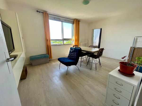 Appartement Poissy 2 pièce(s) 42 m2 €129 000 ** - Référence 8808