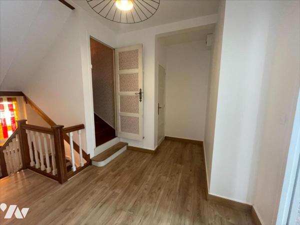 CONDE EN NORMANDIE CENTRE VILLE MAISON DE 8 PIECES