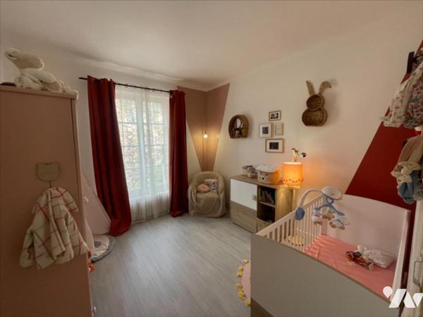 CONDE EN NORMANDIE CENTRE VILLE MAISON DE 8 PIECES