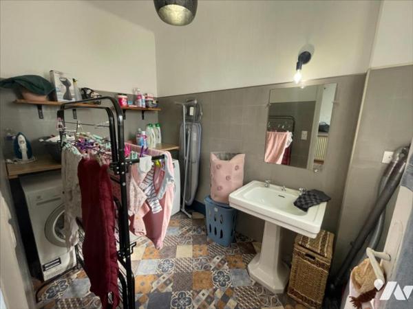 CONDE EN NORMANDIE CENTRE VILLE MAISON DE 8 PIECES