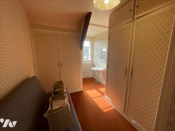 CONDE EN NORMANDIE CENTRE VILLE MAISON DE 8 PIECES