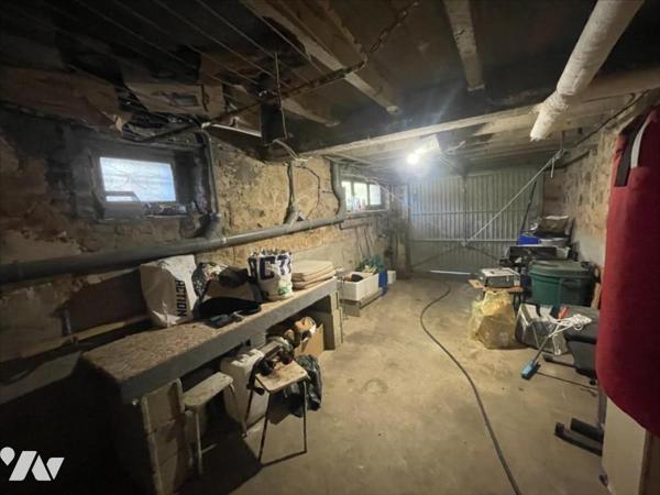 CONDE EN NORMANDIE CENTRE VILLE MAISON DE 8 PIECES